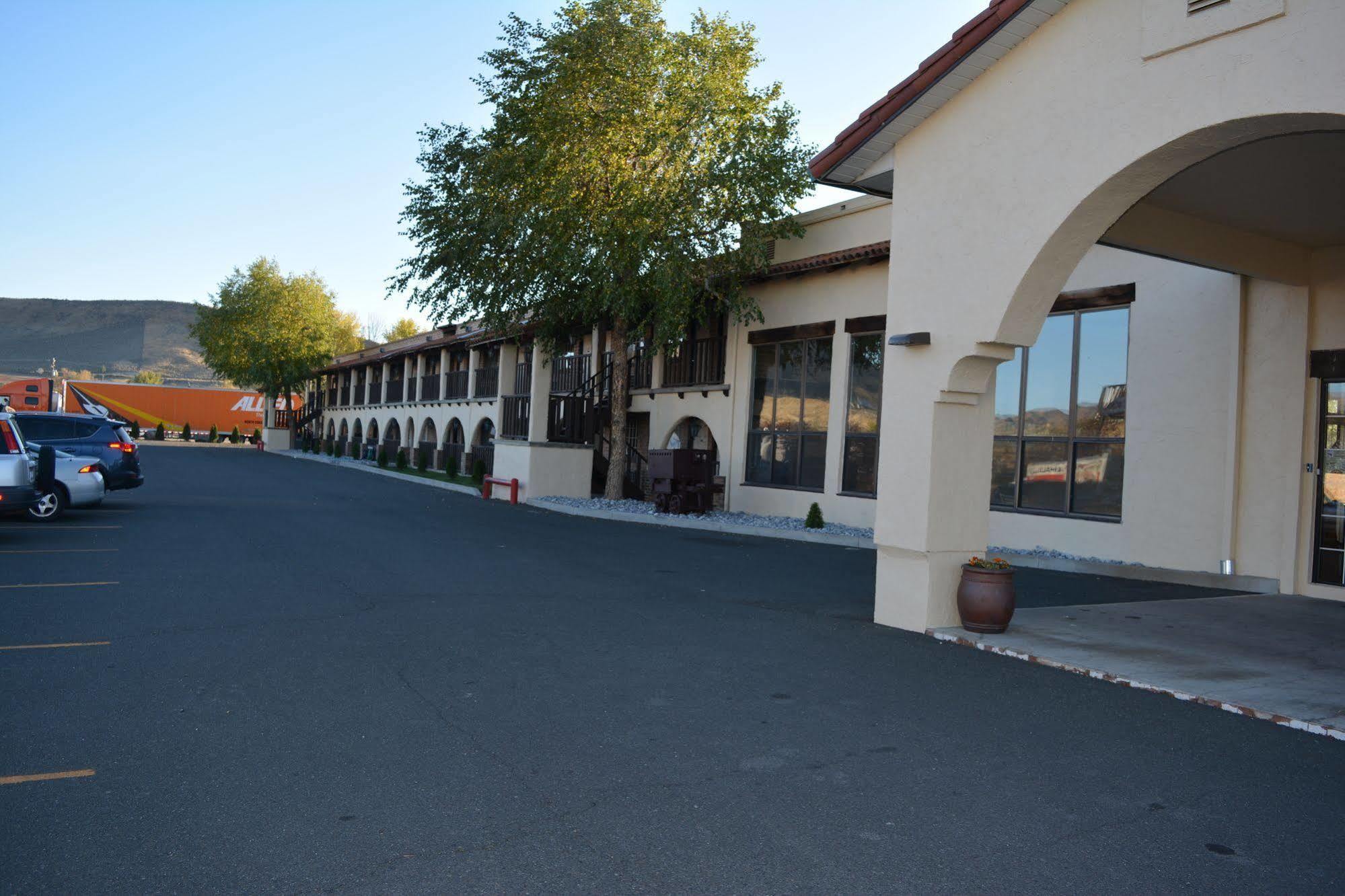 בייקר סיטי Eldorado Inn מראה חיצוני תמונה